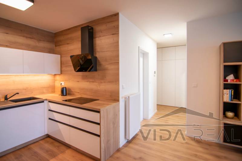 DSC_0907-Enhanced-NR copy.jpg