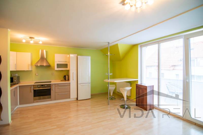 DSC_0018-Enhanced-NR copy.jpg