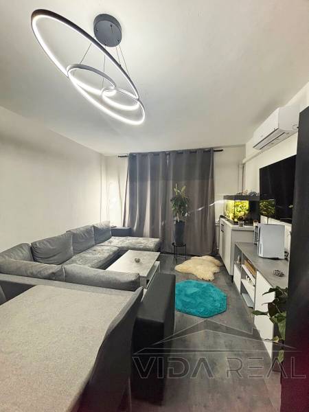 183150521 (19).jpg