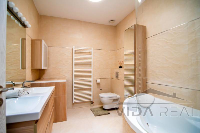 DSC_0052-Enhanced-NR copy.jpg