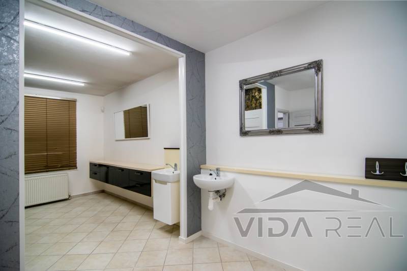 DSC_0040-Enhanced-NR copy.jpg