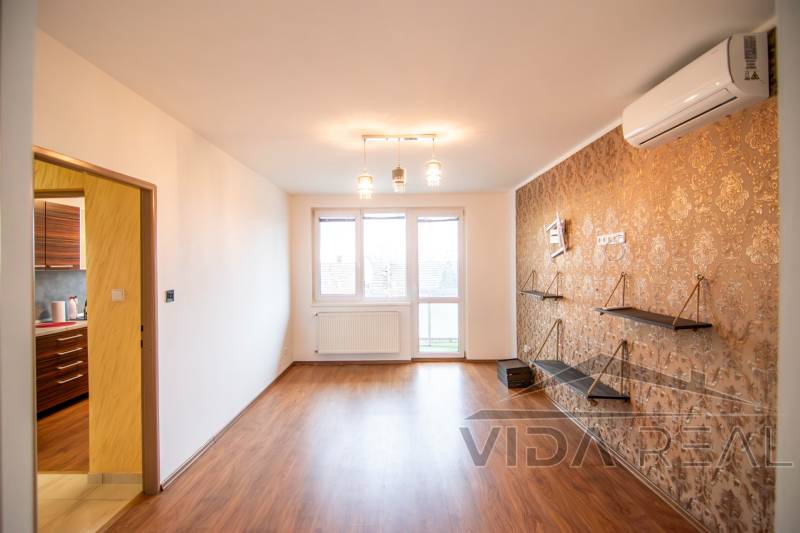 DSC_0015-Enhanced-NR copy.jpg