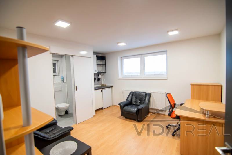 DSC_0001-Enhanced-NR copy.jpg