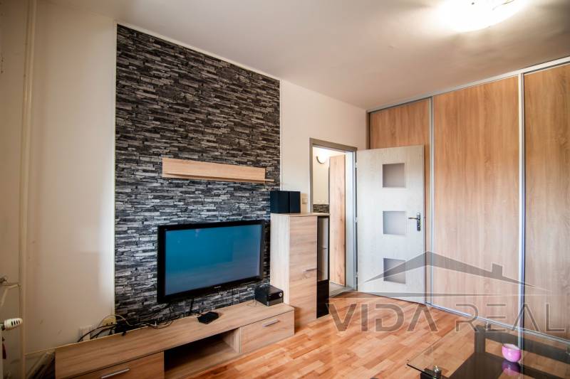 DSC_0050-Enhanced-NR copy.jpg