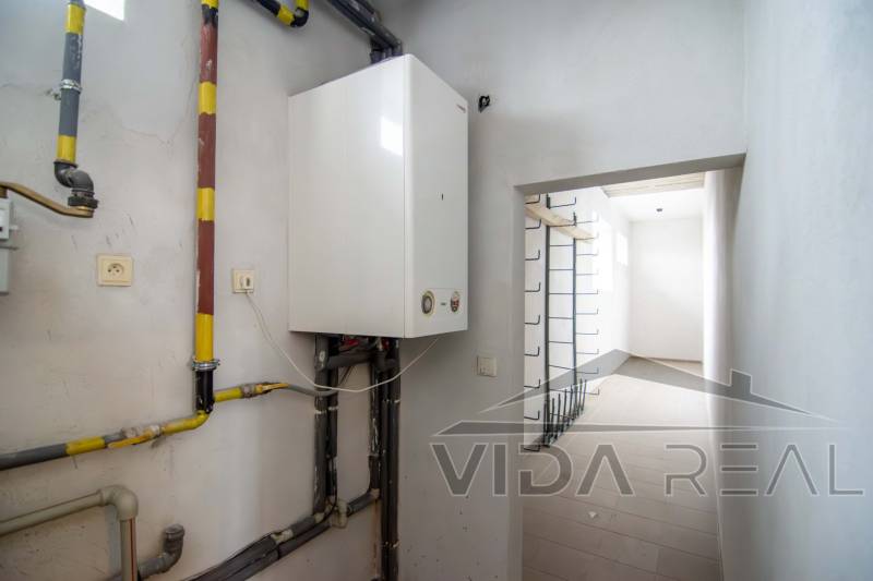 DSC_0069-Enhanced-NR copy (Large).jpg