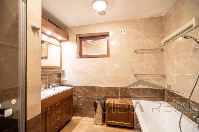 DSC_0097-Enhanced-NR copy.jpg