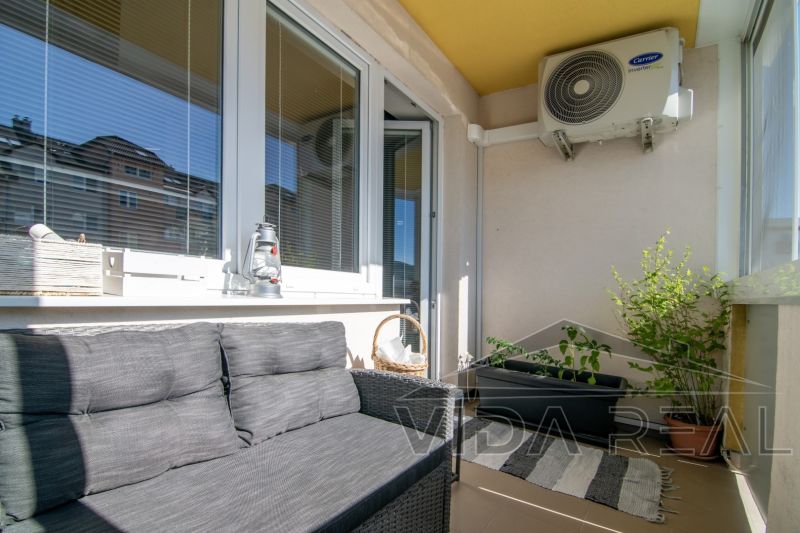 loggia1.JPG
